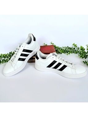 Adidas Women's Grand Court 2.0 Sneakers - Cloud White/Core Black Sz 8.5